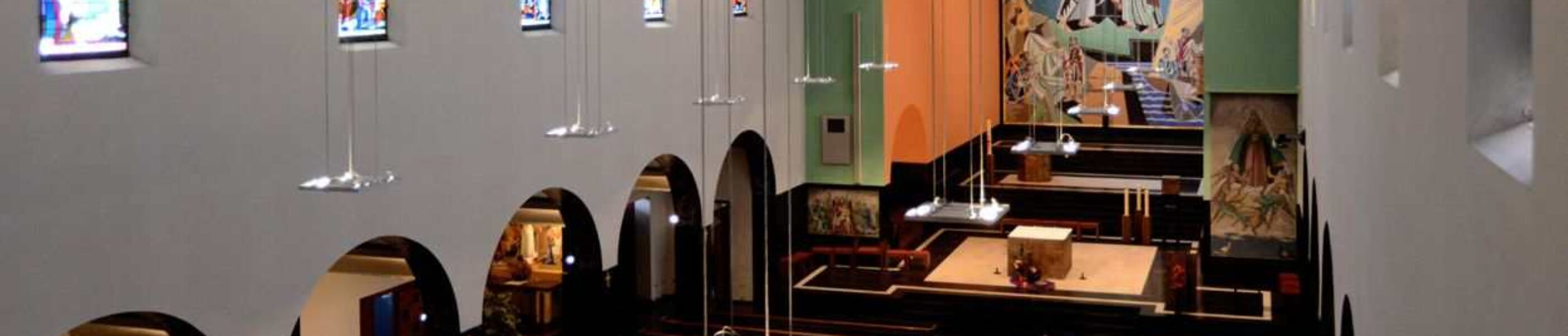 Fribourg St. Pierre Church in Switzerland - internal view