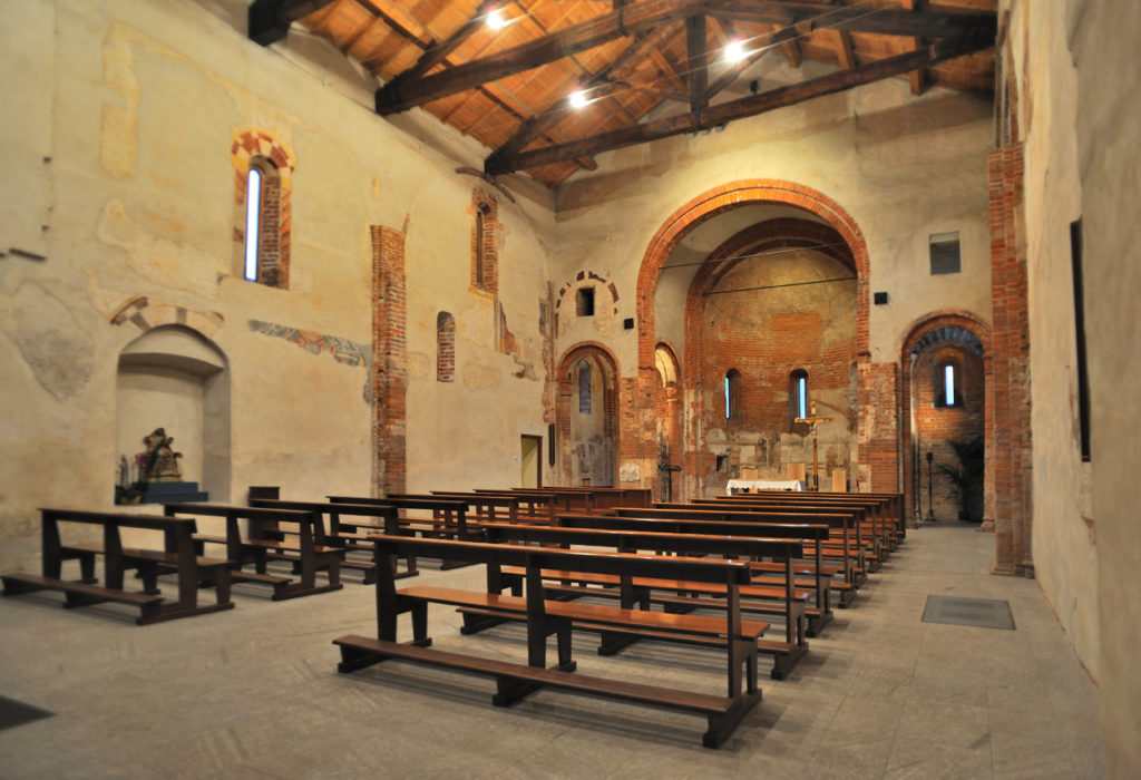 Church of Santa Maria Rossa internal view - building lighting design