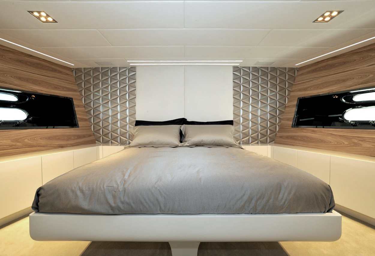 Yacht Mangusta 130 MAO illumination of the room - retail lighting design