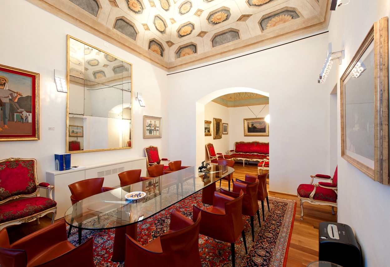 Alessandria Vetus Palace room with illuminated ceiling - architectural outdoor lighting