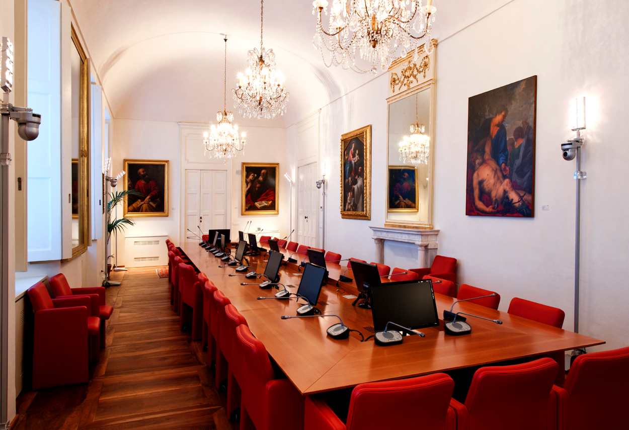 Alessandria Vetus Palace meeting room - architectural outdoor lighting