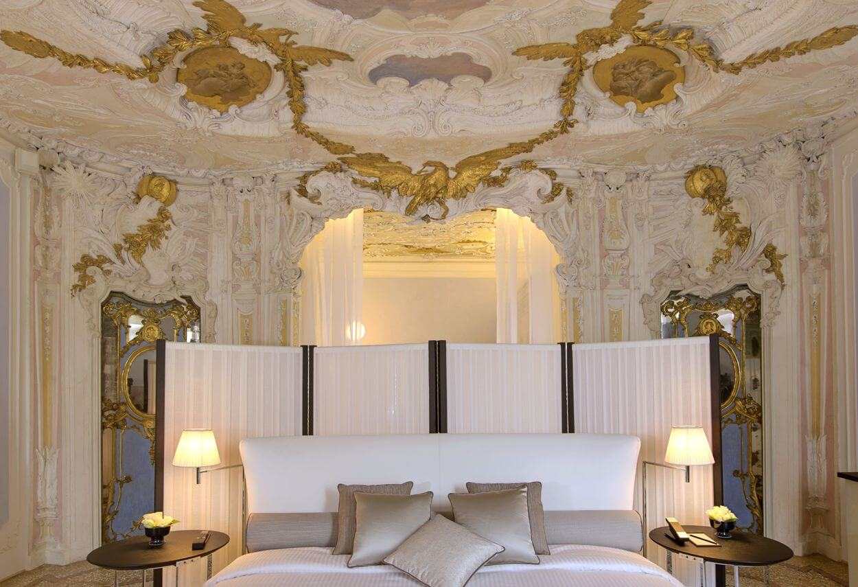 Venezia Papadopoli Palace Aman Resorts suite - architectural outdoor lighting