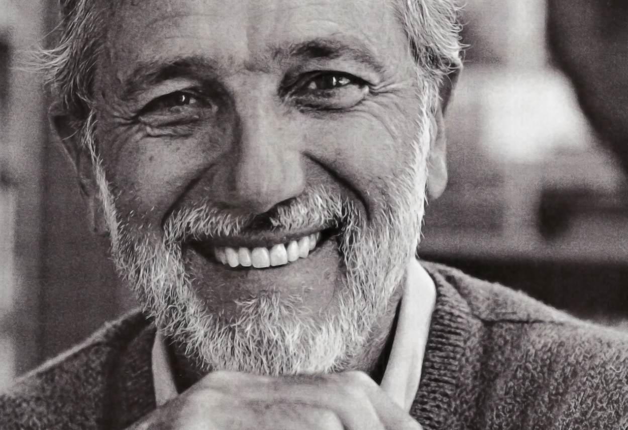 A black and white self-portrait by Renzo Piano