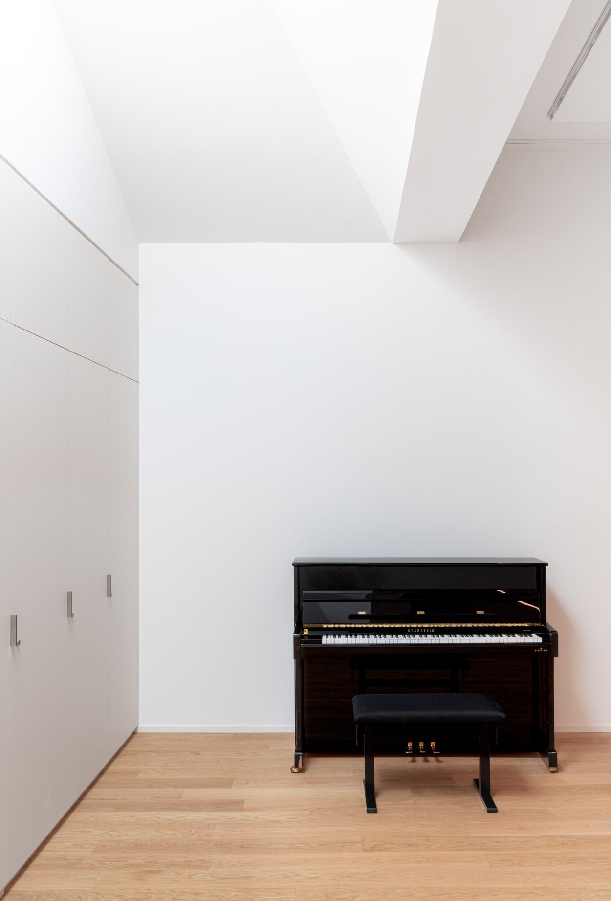 Another room with lighting