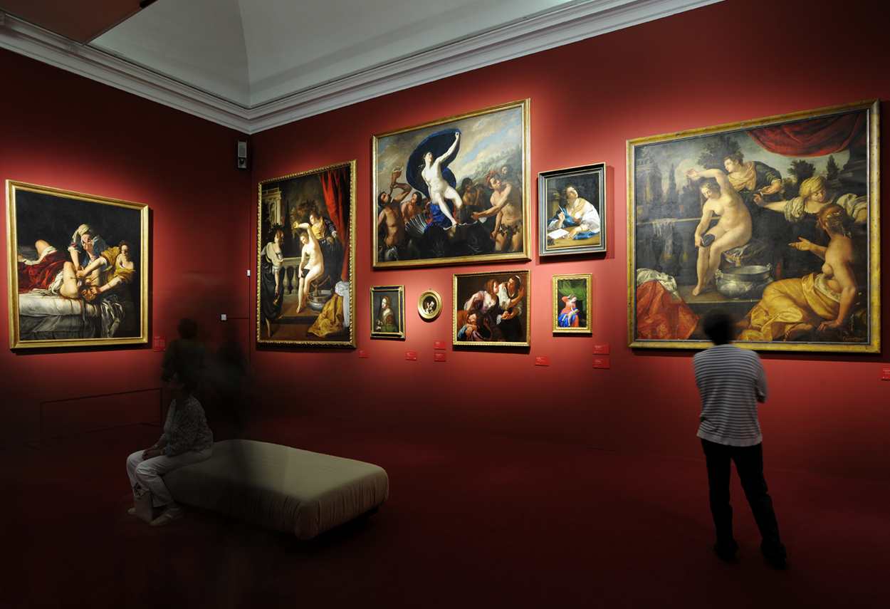 Royal Palace Artemisia Gentileschi Exhibition sala espositiva