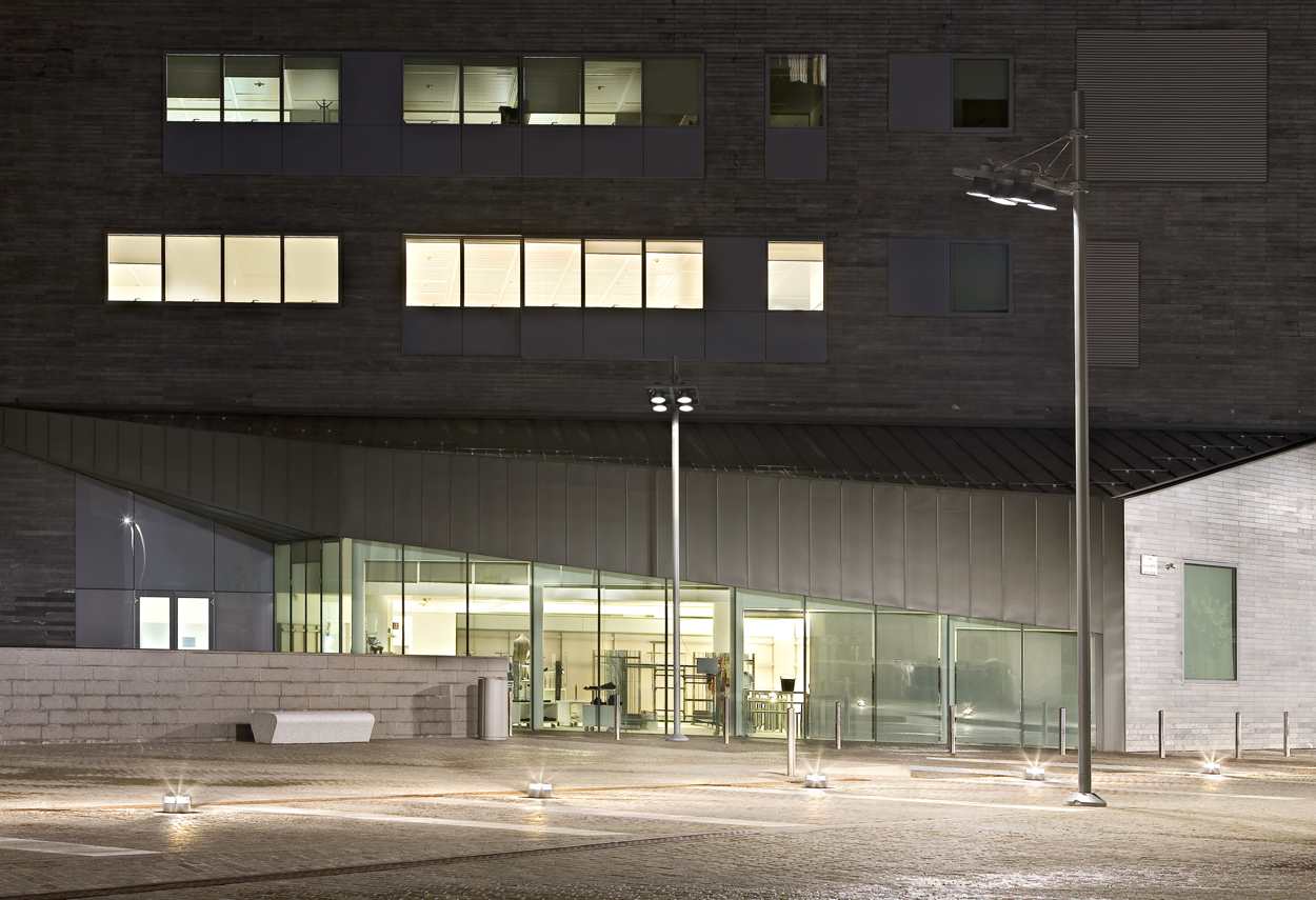 Portello District corpi illuminanti all'esterno - design luce