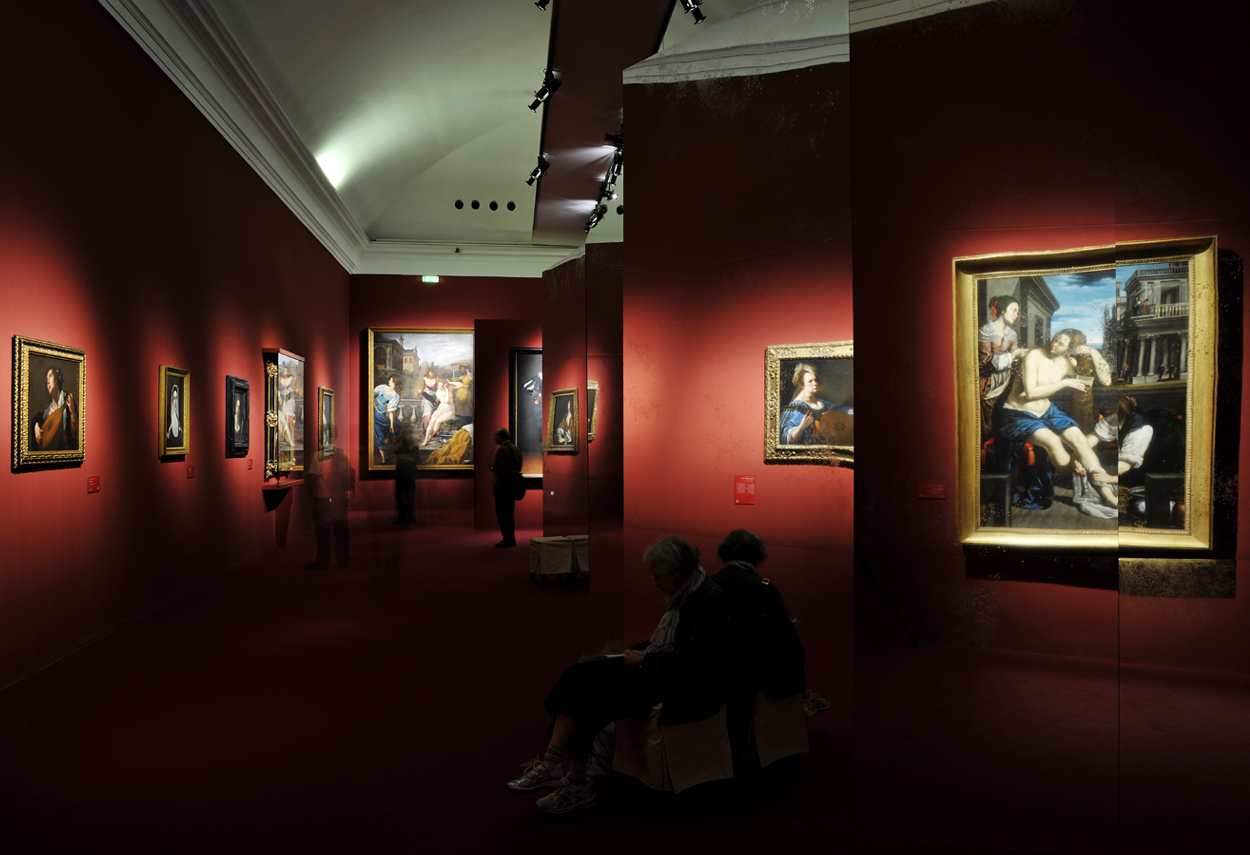 Royal Palace Artemisia Gentileschi Exhibition percorso espositivo - illuminazione musei