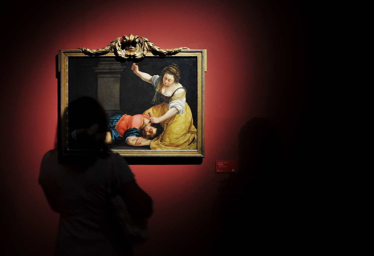 Royal Palace Artemisia Gentileschi Exhibition - illuminazione musei