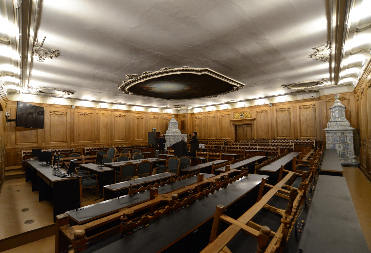 Svizzera Friburgo Sala del Gran Consiglio Sala del Gran Consiglio vista d'insieme sala - design luce